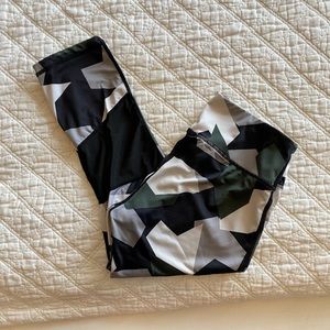 Cropped Reebok leggings!